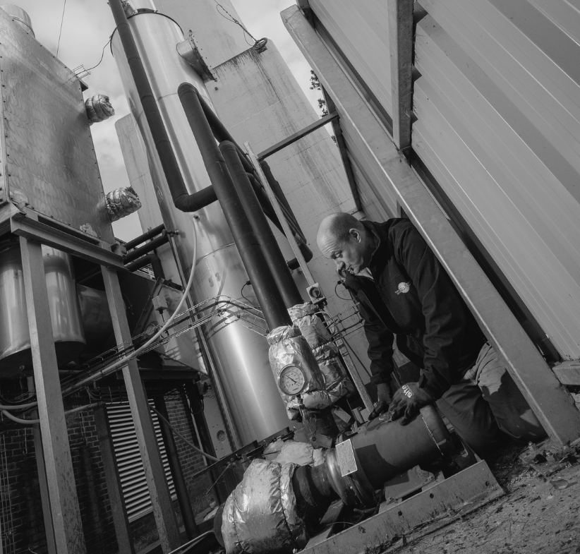 Thermal Energy employee servicing a FLU-ACE at a Regional Teaching Hospital Trust